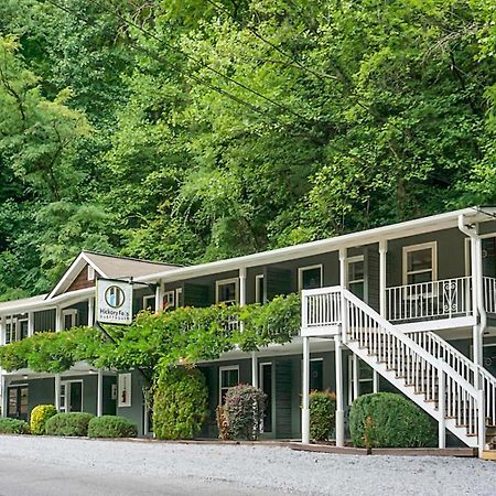 Hickory Falls Inn 침니 록 외부 사진