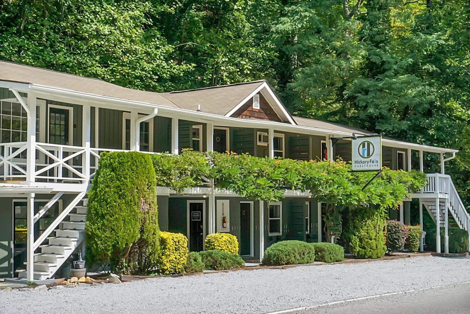 Hickory Falls Inn 침니 록 외부 사진